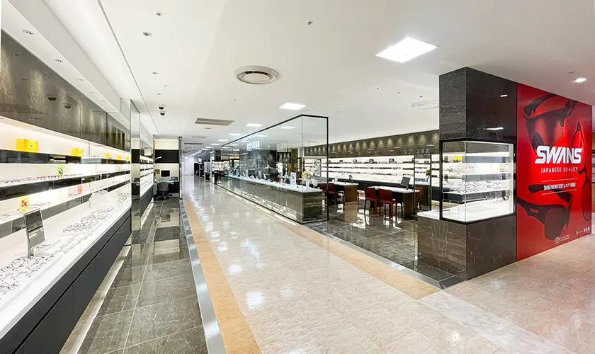 オグラ眼鏡店　京急百貨店