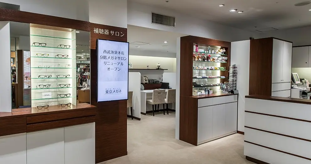 東京メガネ　西武池袋店