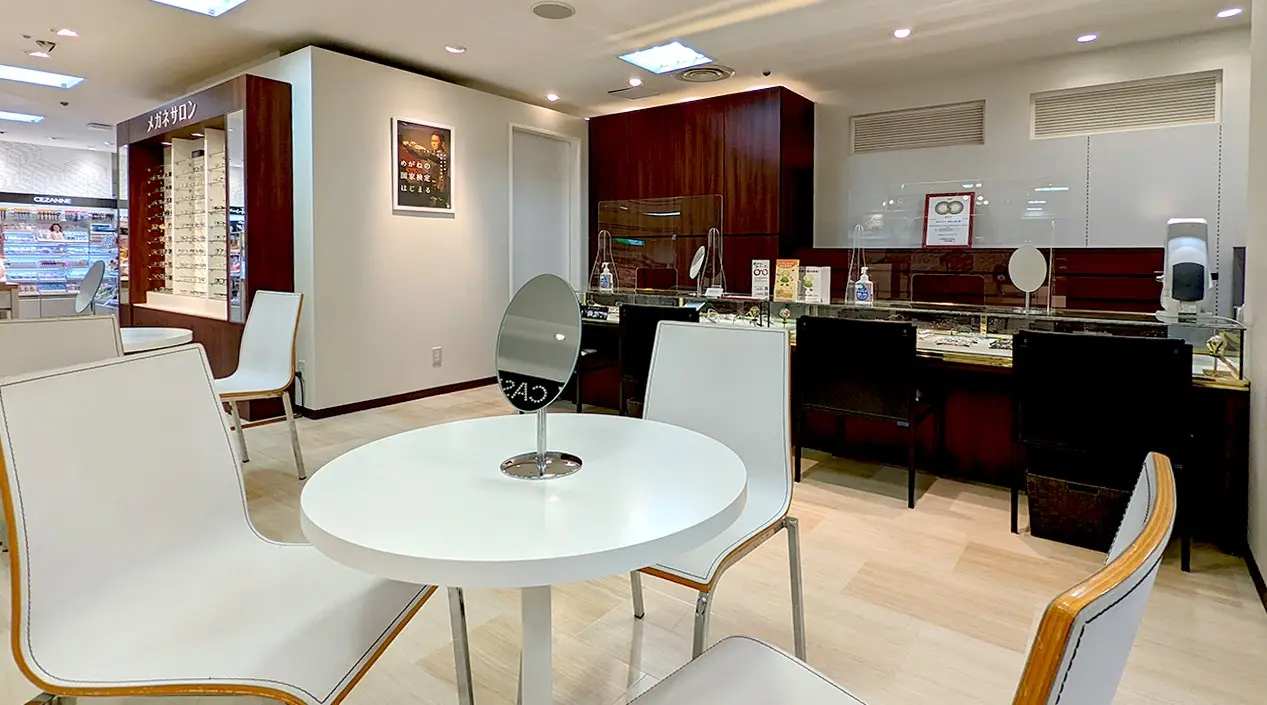 東京メガネ　高知大丸店